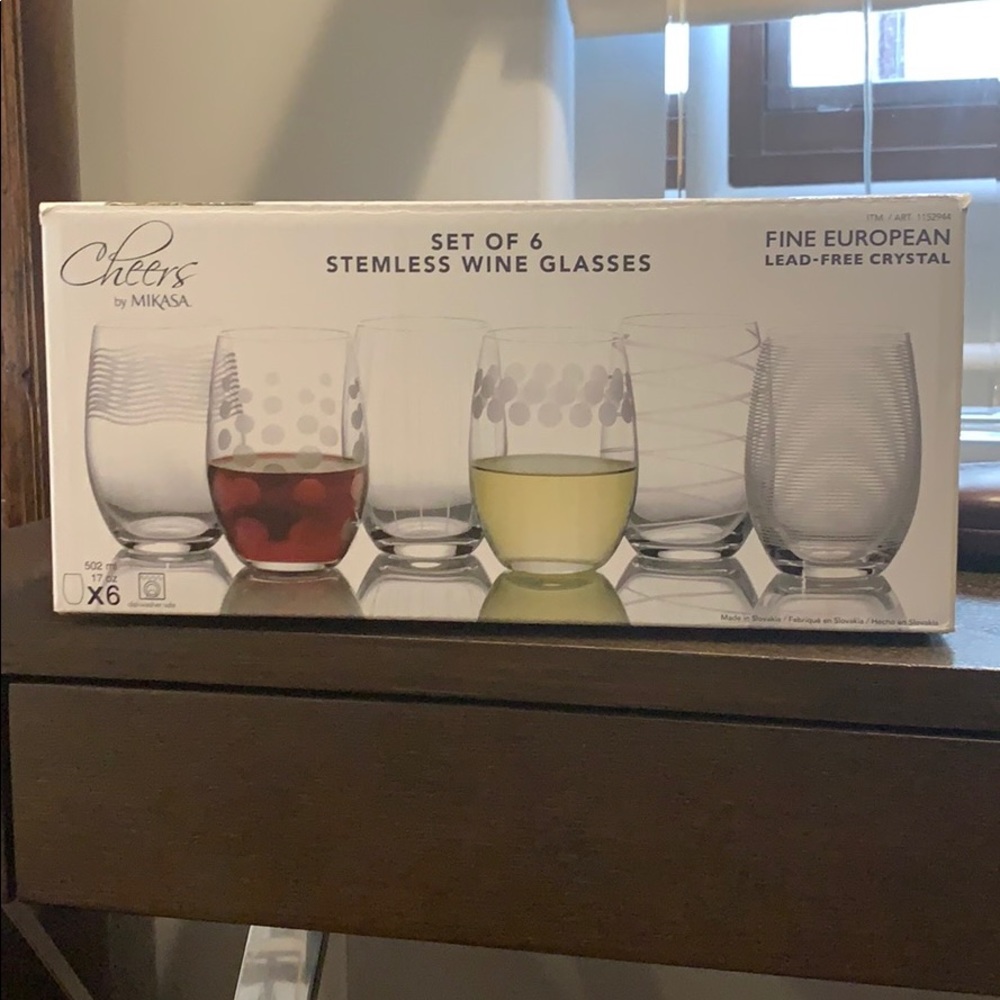 Wine Glass Set